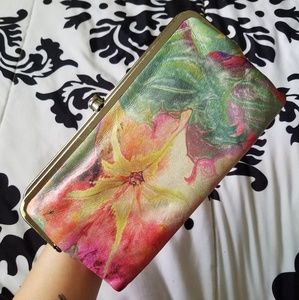 Hobo International Lauren Floral Wallet/Clutch